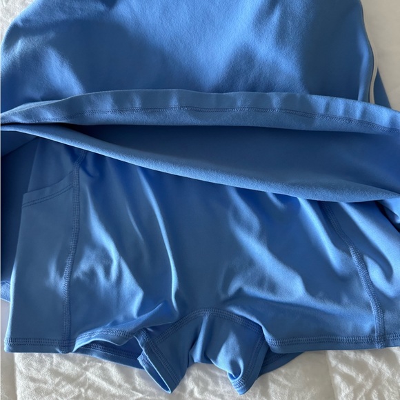 Alo Airbrush Streamlined Dress Crystal Clear Blue. Size XS. NWT Limited Edition. - Picture 4 of 6